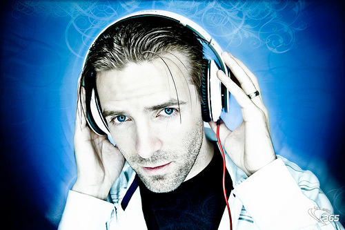 Watch Spanglish Online (2017)