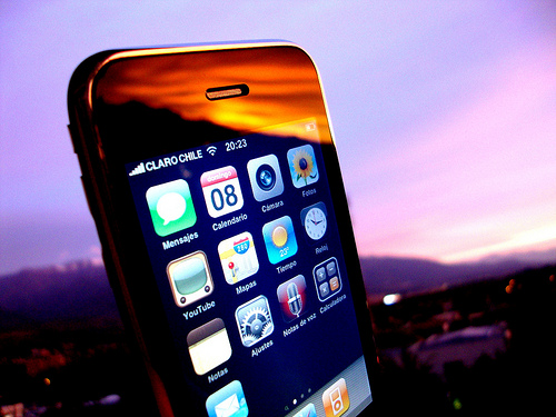 how to send message in spanish on iphone